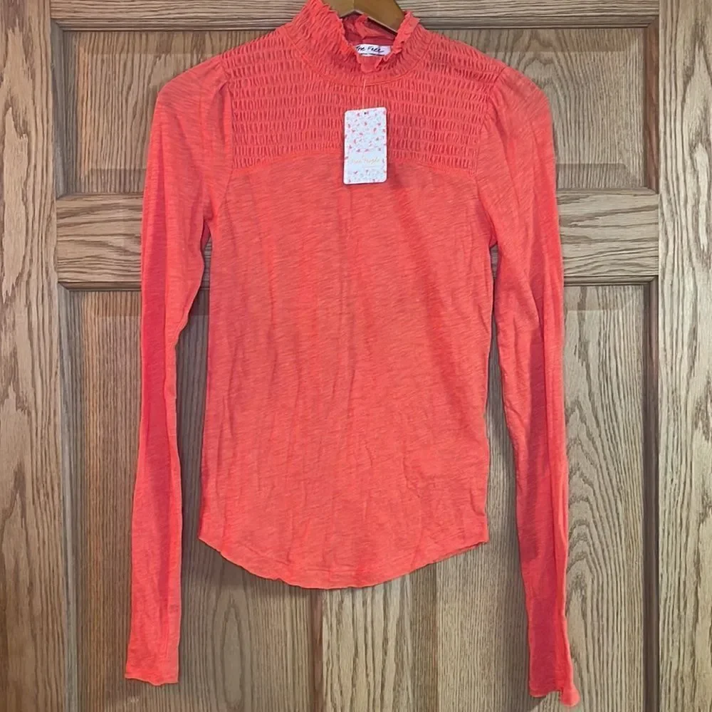 WE THE FREE I FREE PEOPLE  Smocked Turtleneck *NWT*